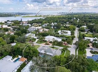 1444 Pine Bay Dr, Sarasota, FL 34231