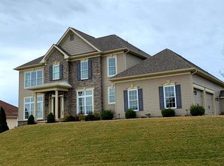 8 Hoffman Dr, Middletown, MD 21769