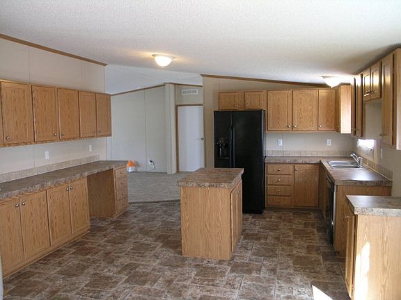3rd image of 35 E Clay Dr