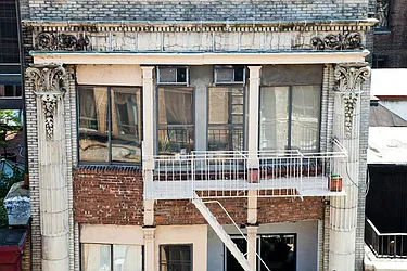 Rented by Hakimian Management