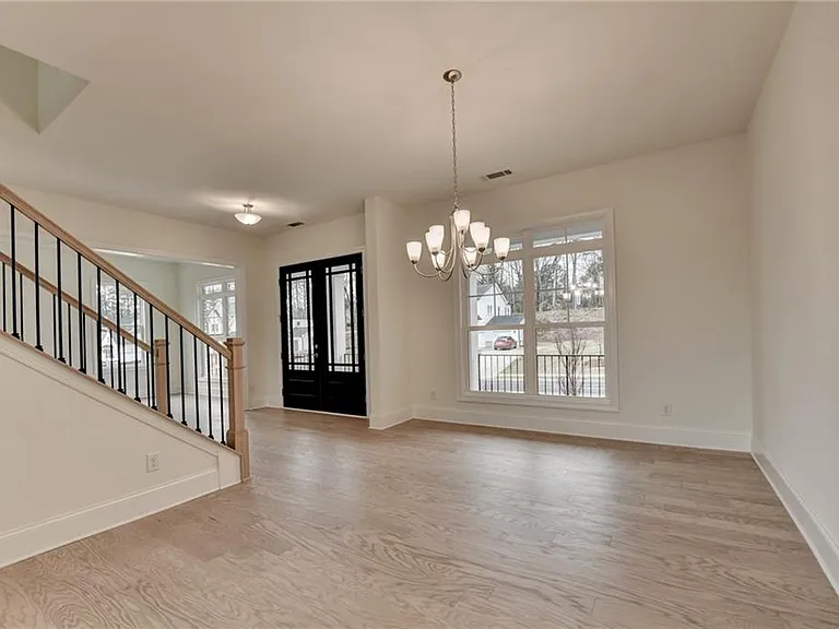 2471 Stewart Rd — Photo 13
