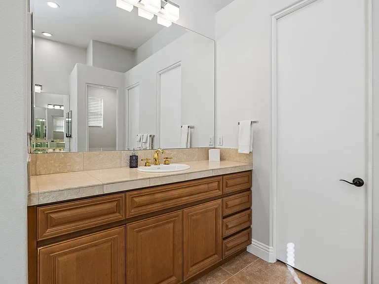 81045 Legends Way — Photo 25