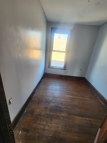 13700 Conley Ave #2 Photo 1