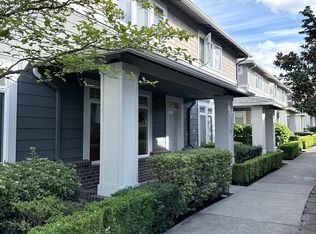 1885 11th Ln NE, Issaquah, WA 98029