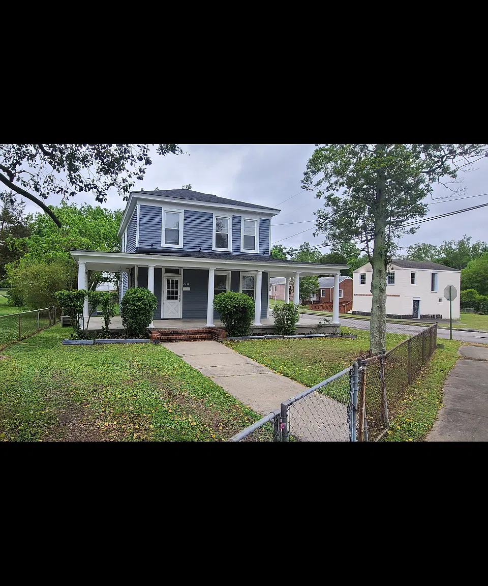3 bed, 1560 sqft, $1,600 — Photo 1