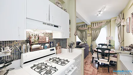 Sold by Moda Realty