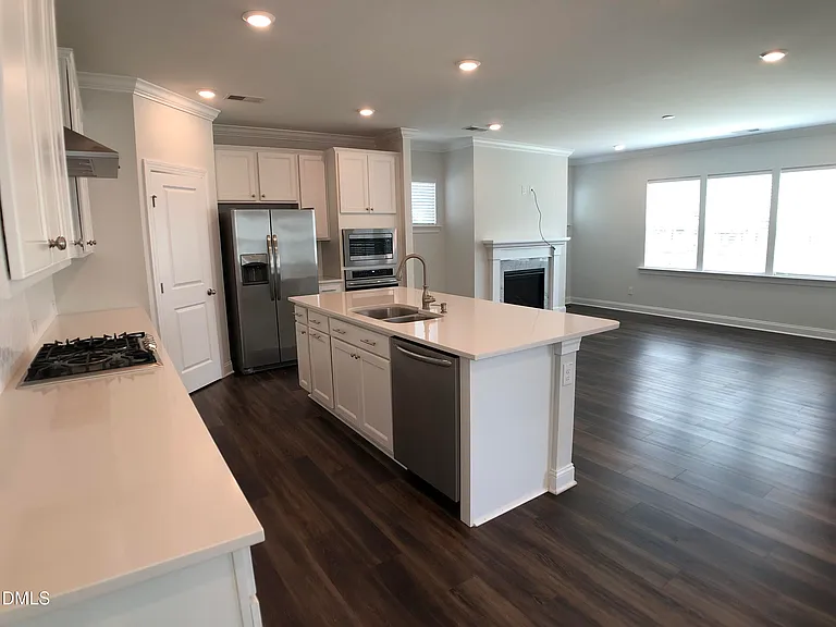 313 Ivy Arbor Way — Photo 9