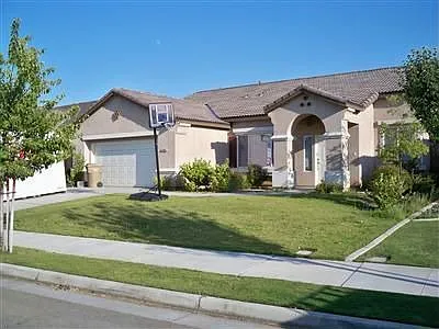 10813 Thunder Falls Ave photo 1