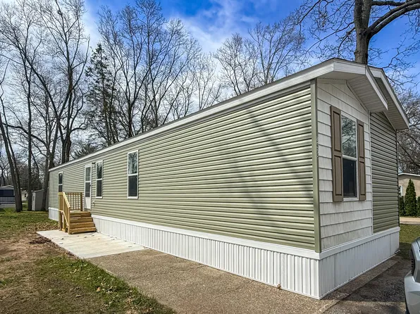 3475 Cedar Rd, Twin Lake, MI 49457