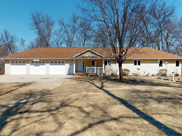 64562 270th St, Alden, MN 56009