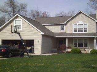 2561 Laurel Oak Dr, Howell, MI