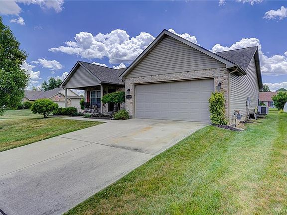 2nd image of 6418 Symmes Ln