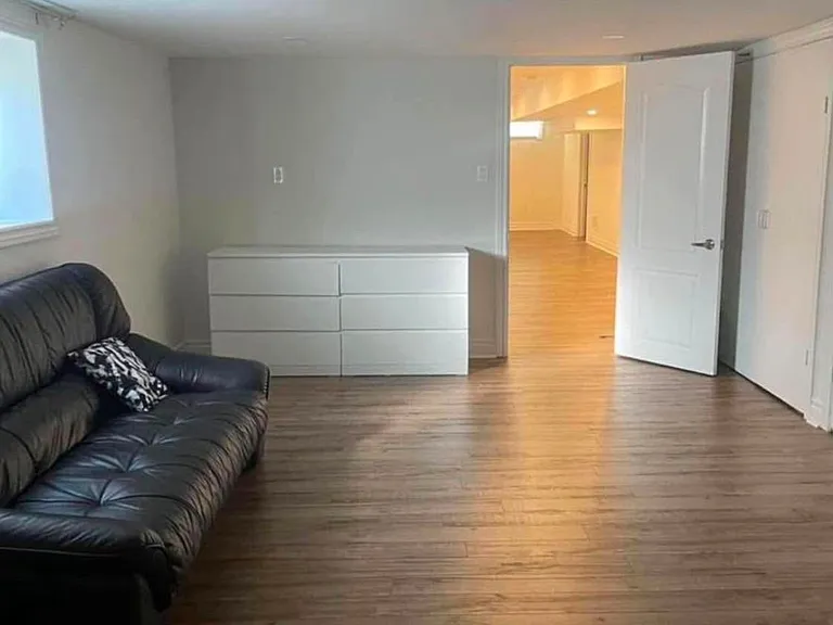 37 Murdock Ave #BASEMENT — Photo 4