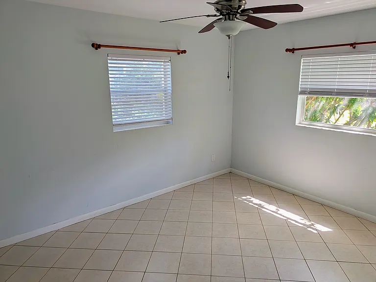 2609 Ives Ave — Photo 13