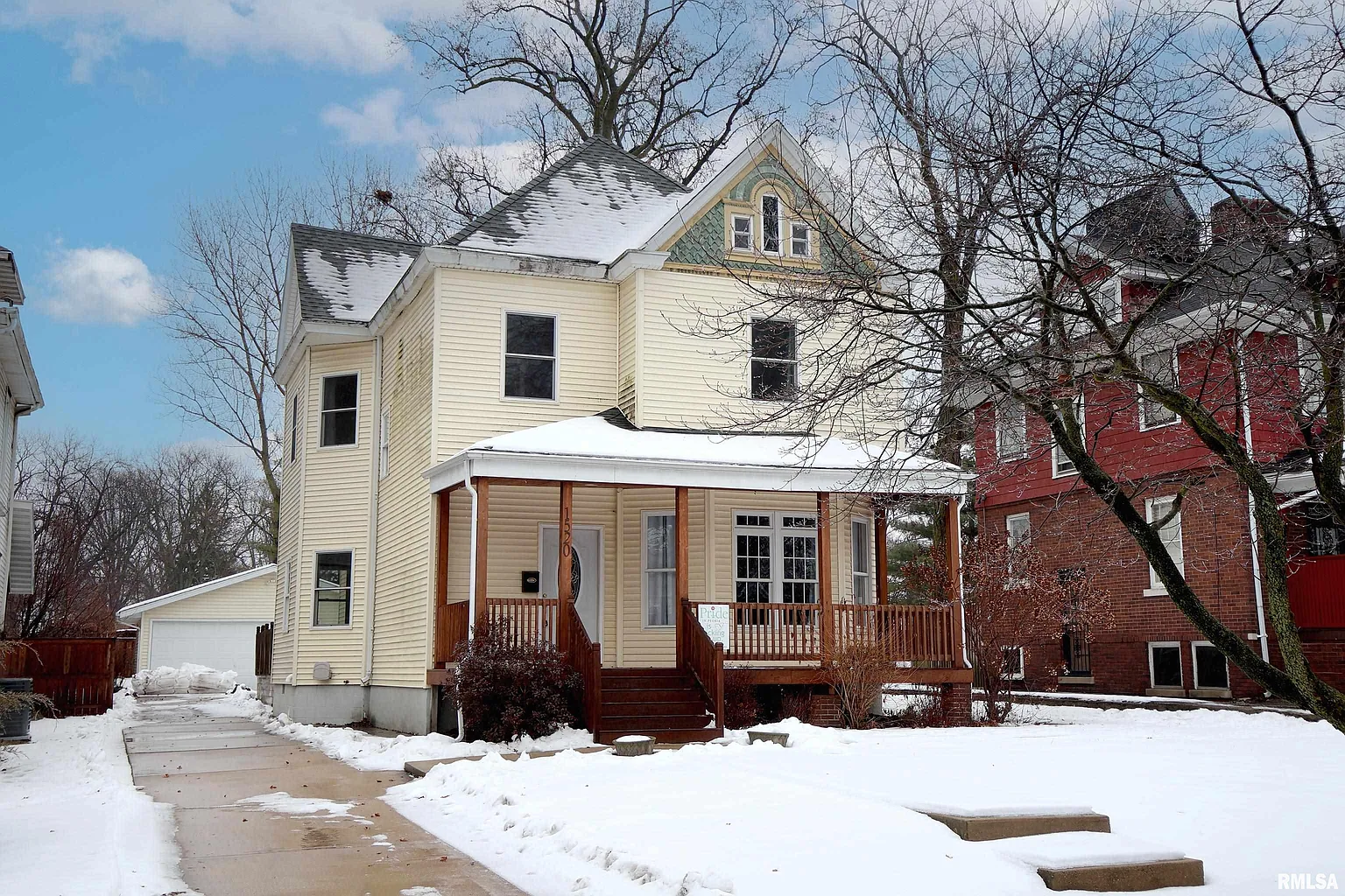 1520 N Bigelow St photo 1