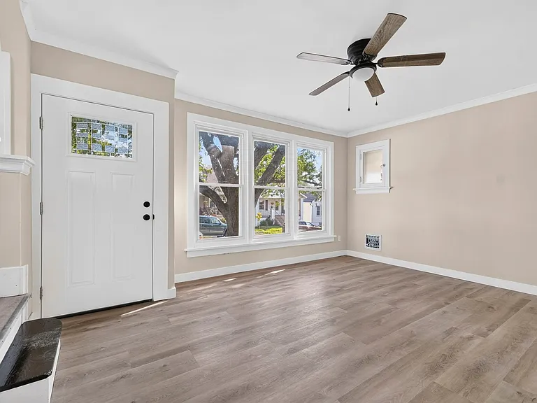 4323 Bingham Ave — Photo 13
