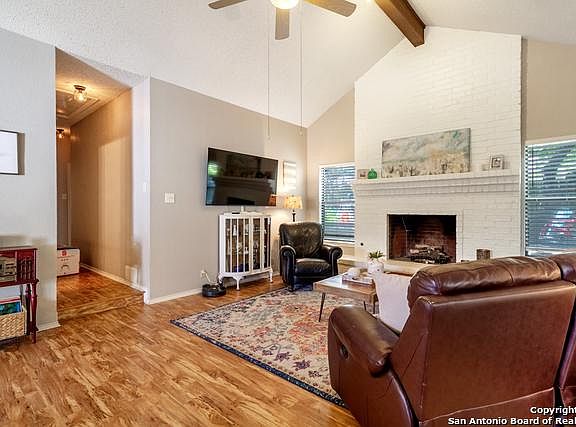 5th image of 7914 Creek Trail St