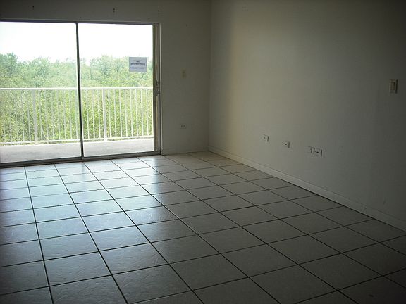 2nd image of 200 Wrenn St APT 305