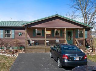 346 Hollan Dr, Austin, IN