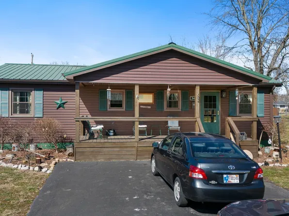 346 Hollan Dr, Austin, IN 47102