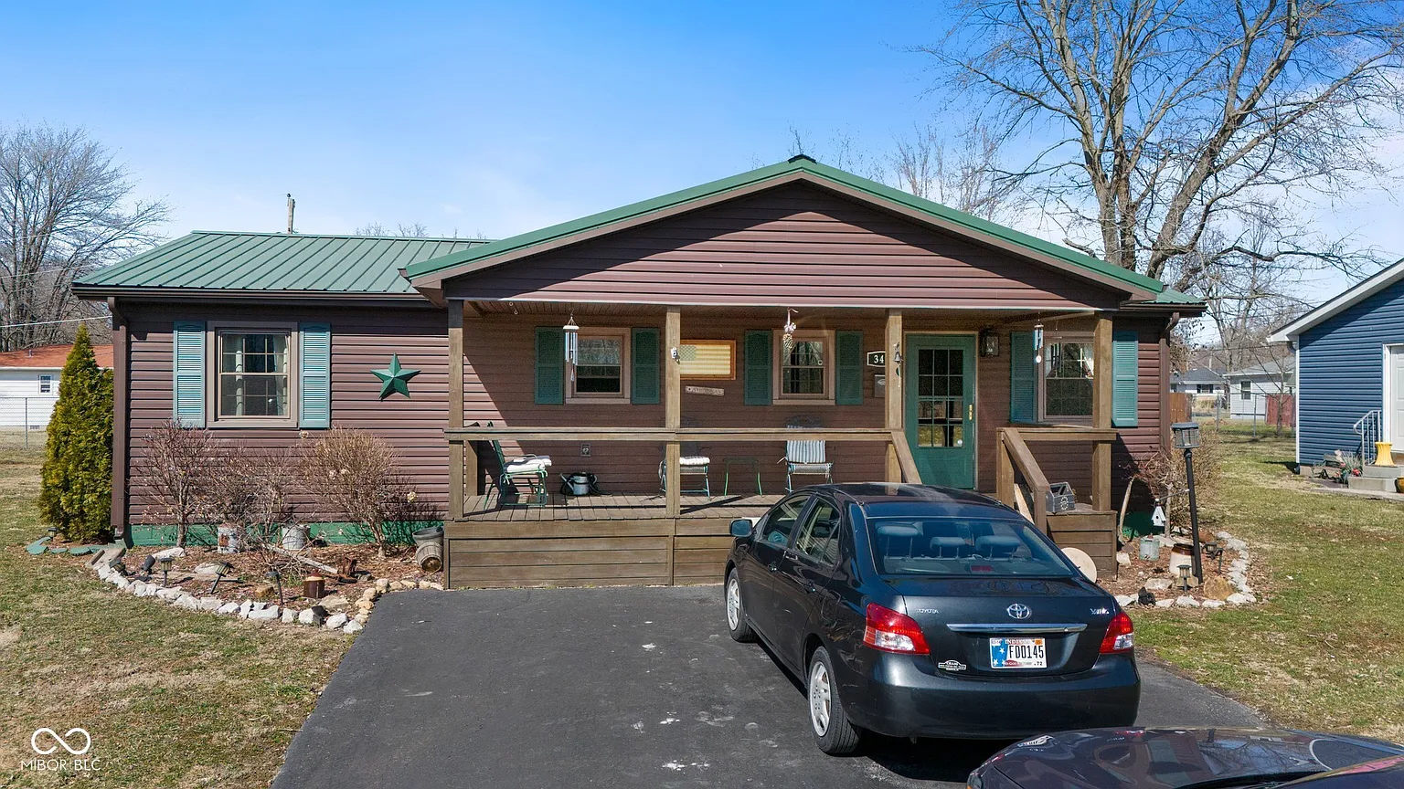 346 Hollan Dr photo 1