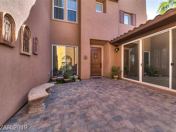 5th image of 441 Punto Vallata Dr