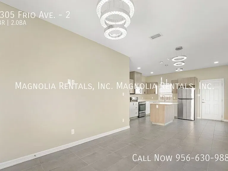 3305 Frio Ave #2 — Photo 3