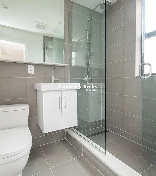 8 Elko St #12T — Photo 9