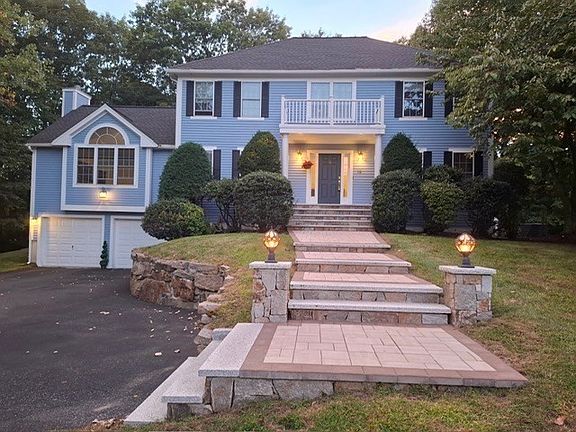 3rd image of 18 Pilgrim Rd