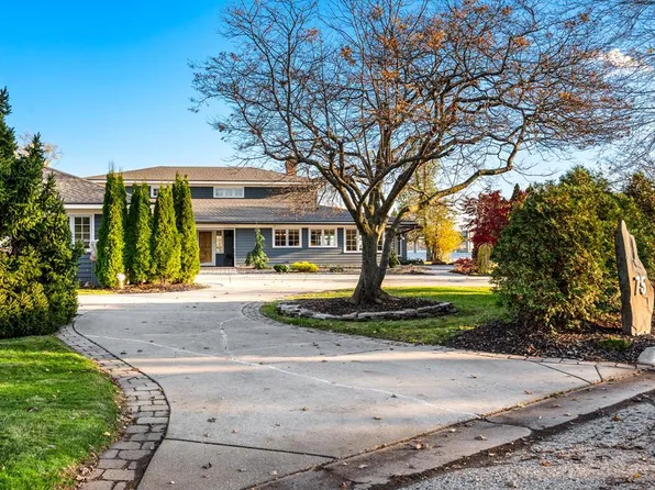 75 Utopia Cir, Sturgeon Bay, WI 54235