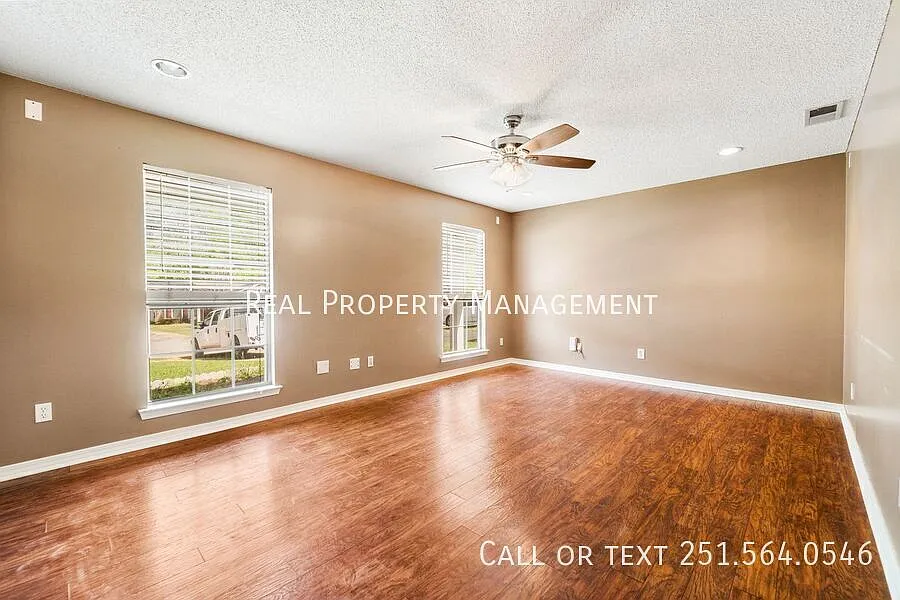 3 Bedroom 2 Bath close to Baker High School — Photo 3