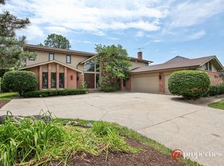 3621 Torrey Pines Pkwy, Northbrook, IL 60062