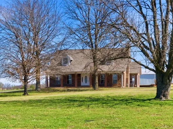 2164 S Hunt Ln, Fayetteville, AR 72701