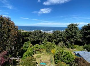 33982 Ophir Rd, Gold Beach, OR 97444
