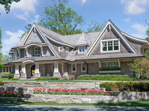 5025 Covington St, Greenwood, MN 55331