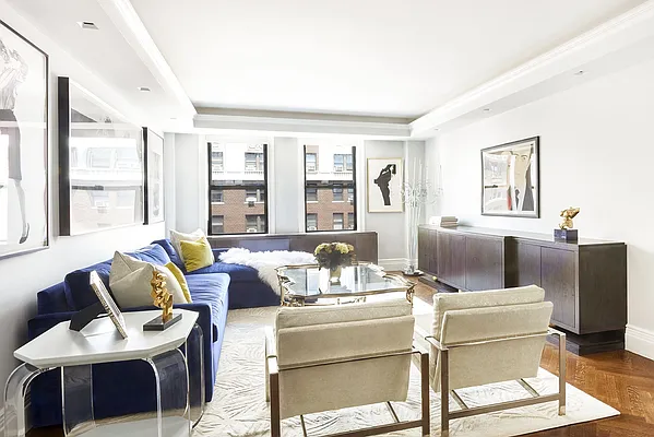 Sold by Warburg | media 19