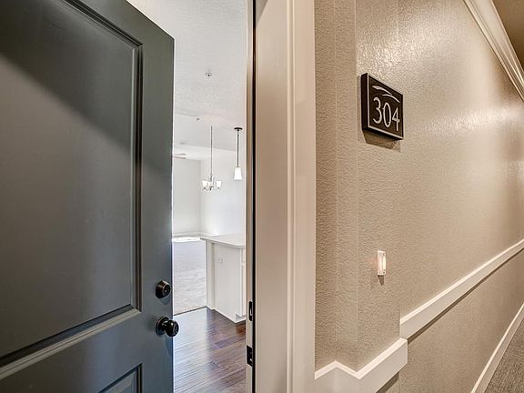 Entry - Previous Princeton Floor Plan - Finishes May Vary