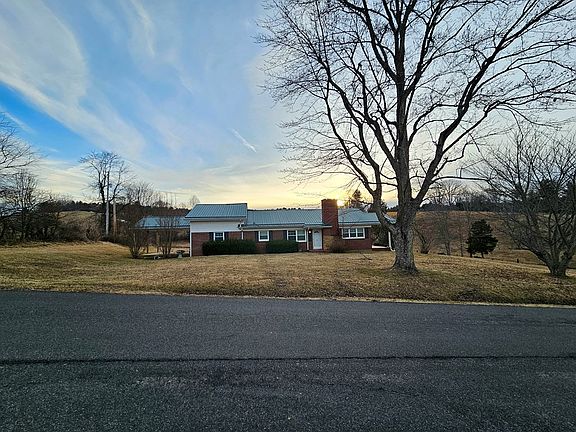 2nd image of 331 Pleasant View Rd