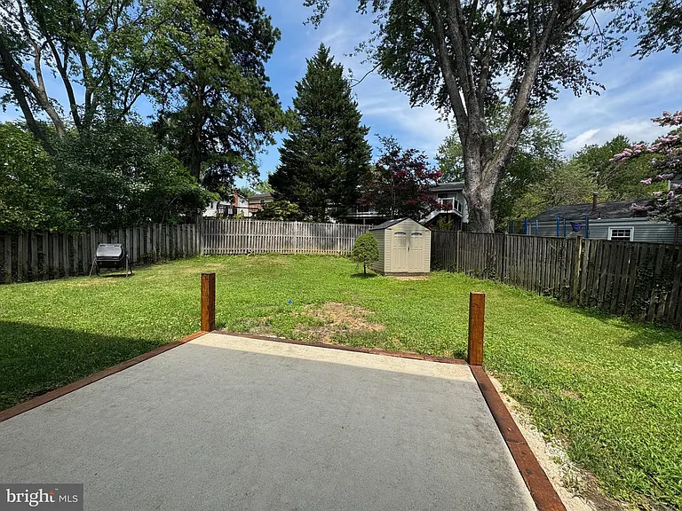 1717 Fallsway Dr — Photo 10