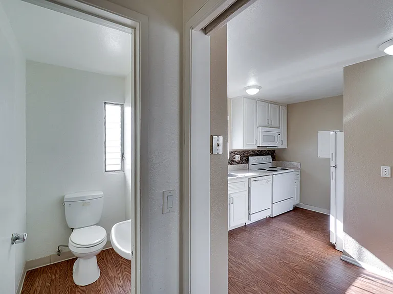 Highlander Park Apartments — Photo 47