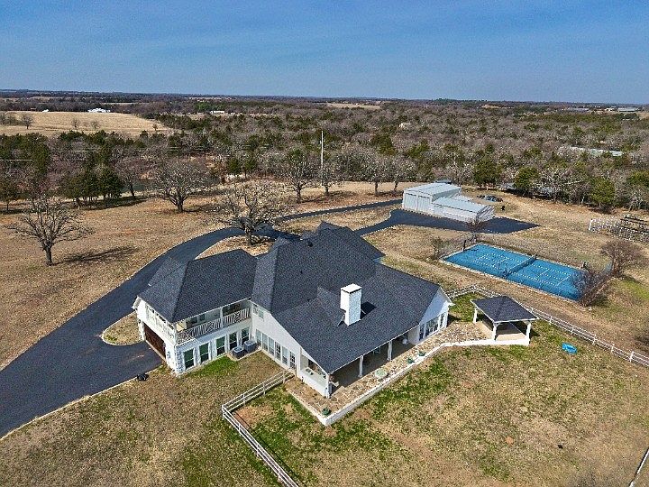 2nd image of 1073 Gordonville Rd