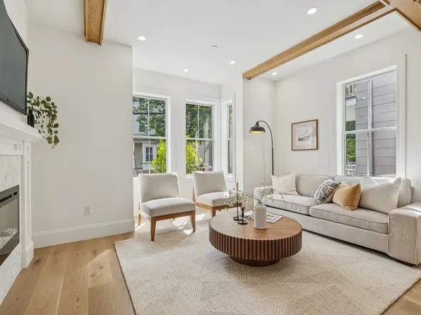 36 Springfield St #1, Somerville, MA 02143