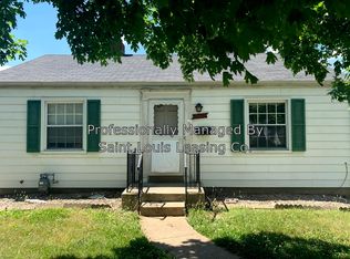 10420 Breckenridge Rd, Saint Ann, MO