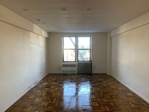 3rd image of 78-40 164th St #1