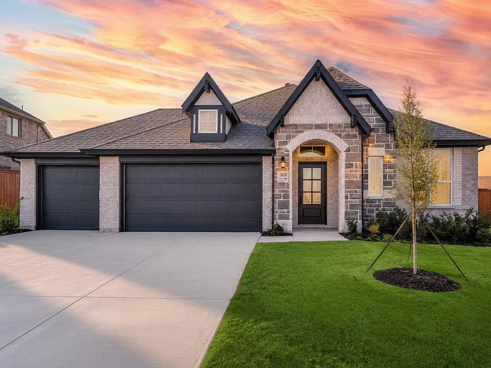 3829 Walnut Creek Dr