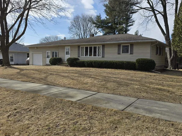 591 Farwell Dr, Oregon, WI 53575