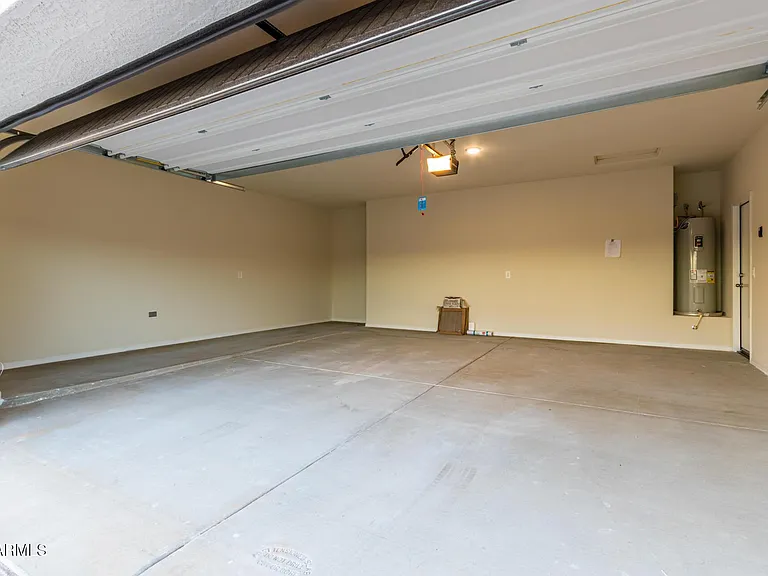 1810 W Pinkley Ave — Photo 32