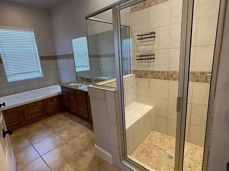 2605 Almeda Forest Ct — Photo 16