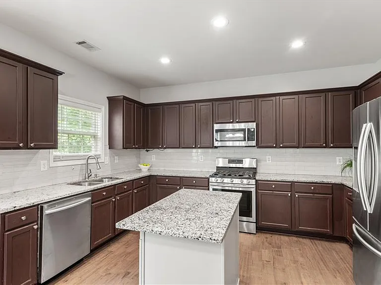 5325 Plymouth Pl — Photo 17