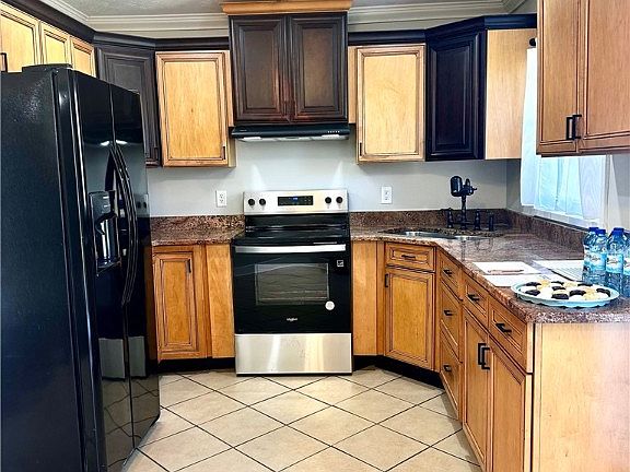 3rd image of 1707 33rd St